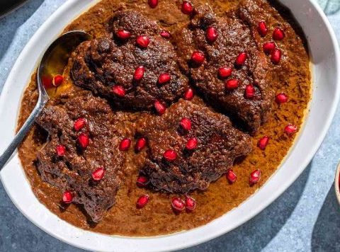 Fesenjan Recipe: Authentic Persian Stew with Pomegranate and Walnuts